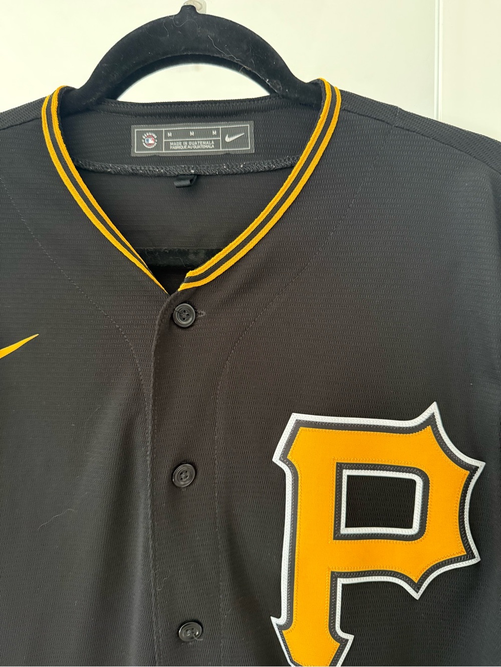 Nike Pittsburgh Pirates Ke’Bryan Hayes #13 MLB Baseball Jersey Black Men’s M - Picture 3 of 6